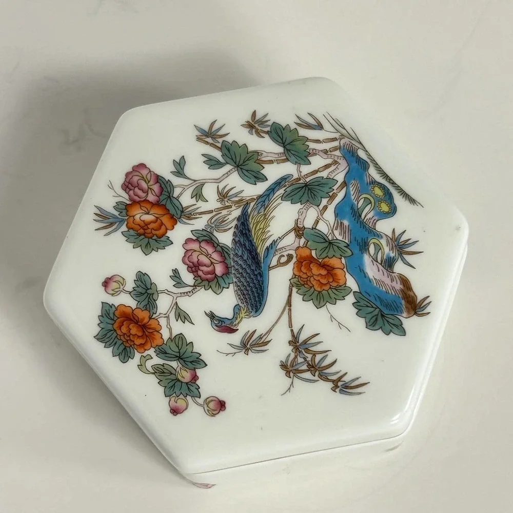 Wedgwood wedgewood bone